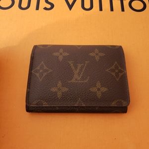❌SOLD❌ Louis Vuitton Card Holder